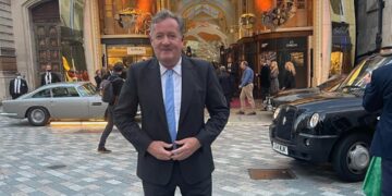 Piers Morgan’s Replied Sarcastically to an Attention Seeker at Twitter
