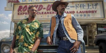 Jamie Foxx hunts vampires in comedy ‘Day Shift’