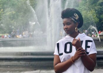 Ash Straughn: Ash Straughn: A Key Player in the Success of Multiple Business