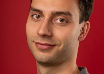 Niccolò Dallerba Chats ‘Love is Deaf’