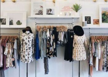 4 Tips for Setting Up Your Retail Display Tables