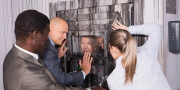 escape rooms for large groups