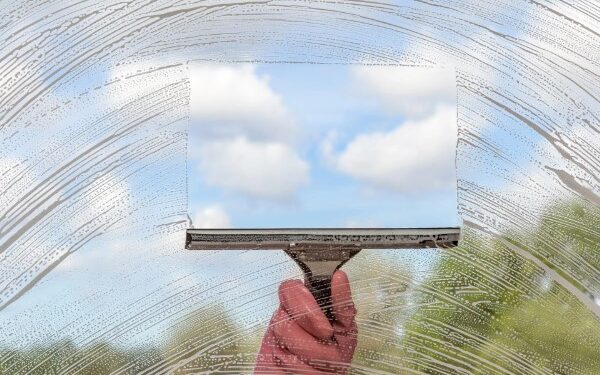 how to use a squeegee