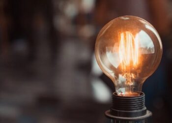 light bulb blows out immediately