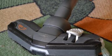 how to clean a persian rug