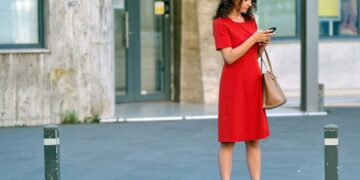 Beyond Just Carrying: Exploring the Marketing Power of Custom Printed Bags