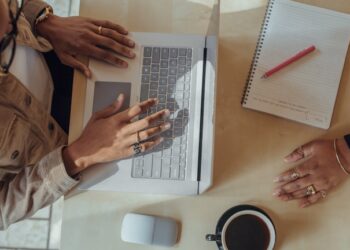 Payroll Management Made Easy with This Ultimate Guide