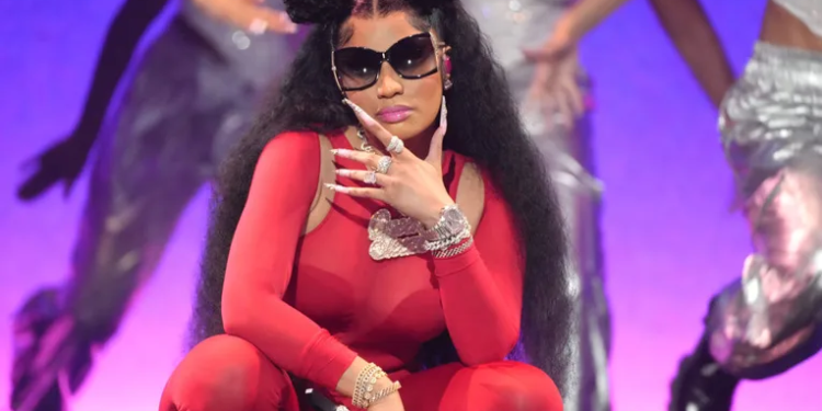 Nicki Minaj Surprises London Concertgoers with Beenie Man Appearance
