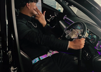 From Broke to Boss: How MoHoney Skyrocketed to Six Figures from His Bedroom at Just 18