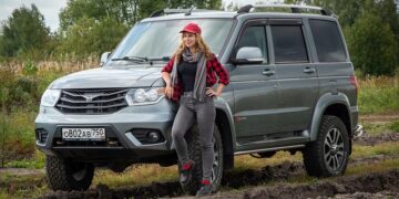 Driving in Sri Lanka as a Tourist: A Practical & Honest Road Guide