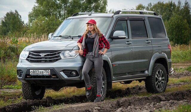 Driving in Sri Lanka as a Tourist: A Practical & Honest Road Guide