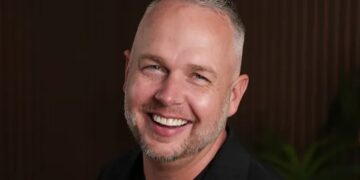 Why Executive Presence Matters More Than Ever: A Conversation with Mike Acker