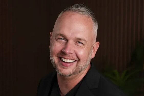 Why Executive Presence Matters More Than Ever: A Conversation with Mike Acker